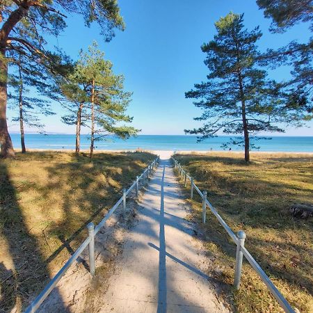 Villa Strandidyll In Binz - Wg 11 Mit Meerblick Und Zwei Balkonen Luaran gambar